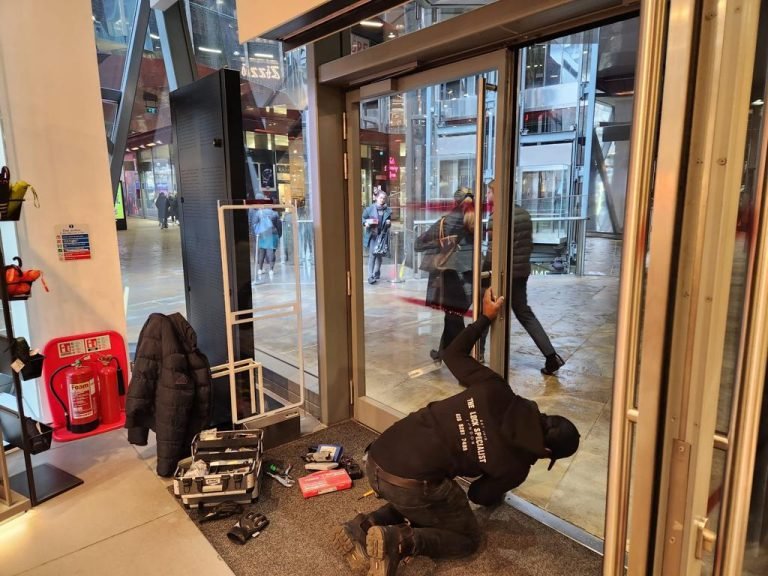 Commercial Locksmiths Services