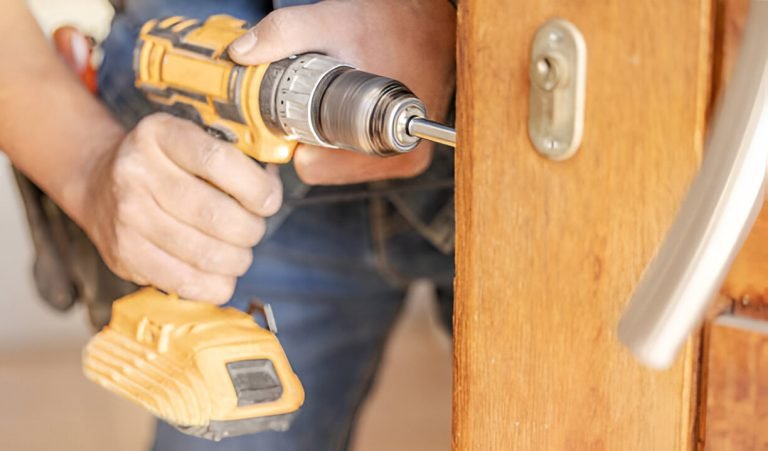 24 Hour Lock Out