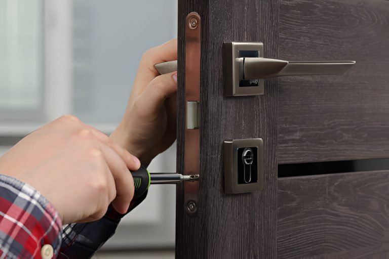Locksmith Security Door Lock