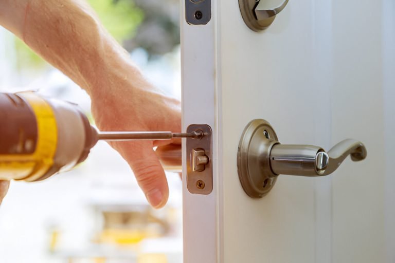 24 Hour Lock Out