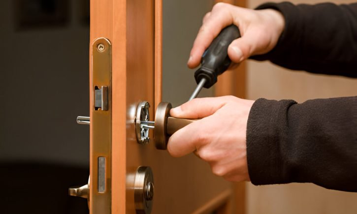 WhatsApp Image 2025-07-16 at 10.45.51_6aa34df3 Locked Out of the House Locksmith