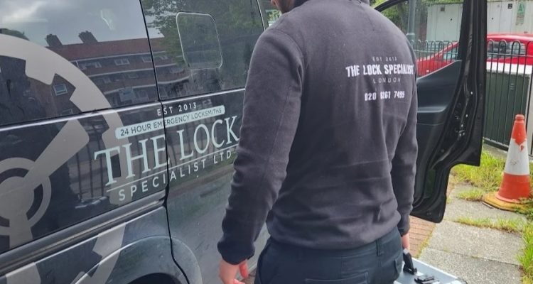 LONDON LOCKSMITH SERVICES